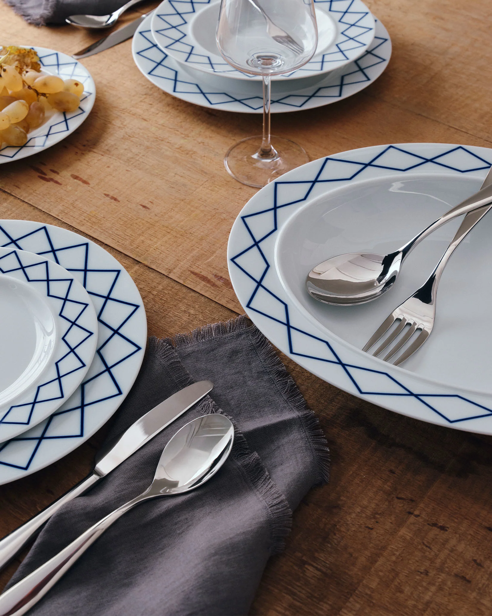 La Bella Tavola and My Beautiful China - Image 2